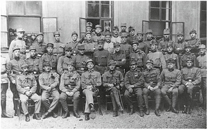 Рот в армії (стоїть крайній праворуч), 1916